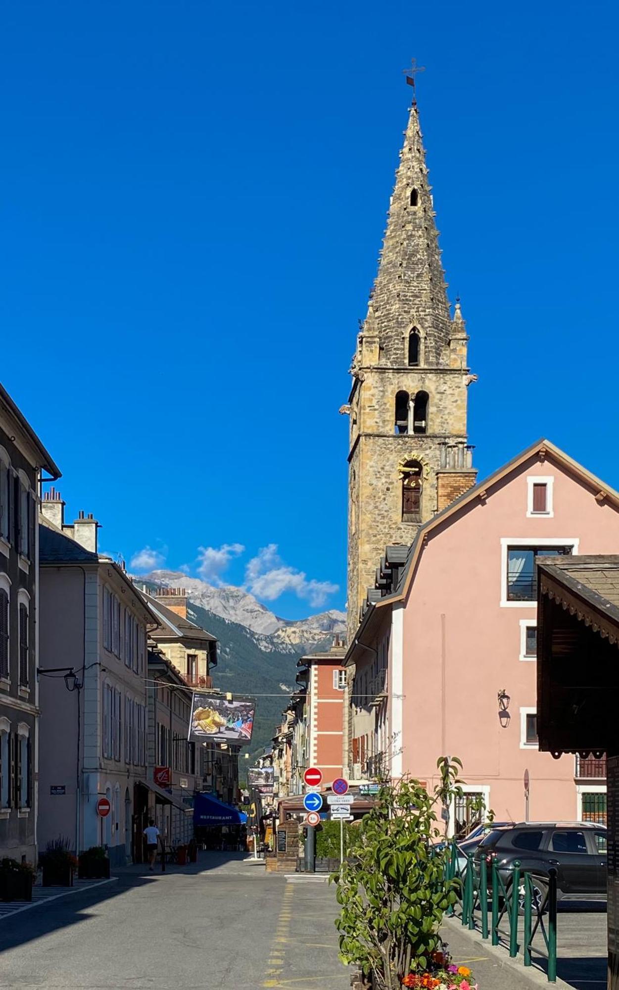 La Capitale - Les Gites De L Argile Barcelonnette Luaran gambar